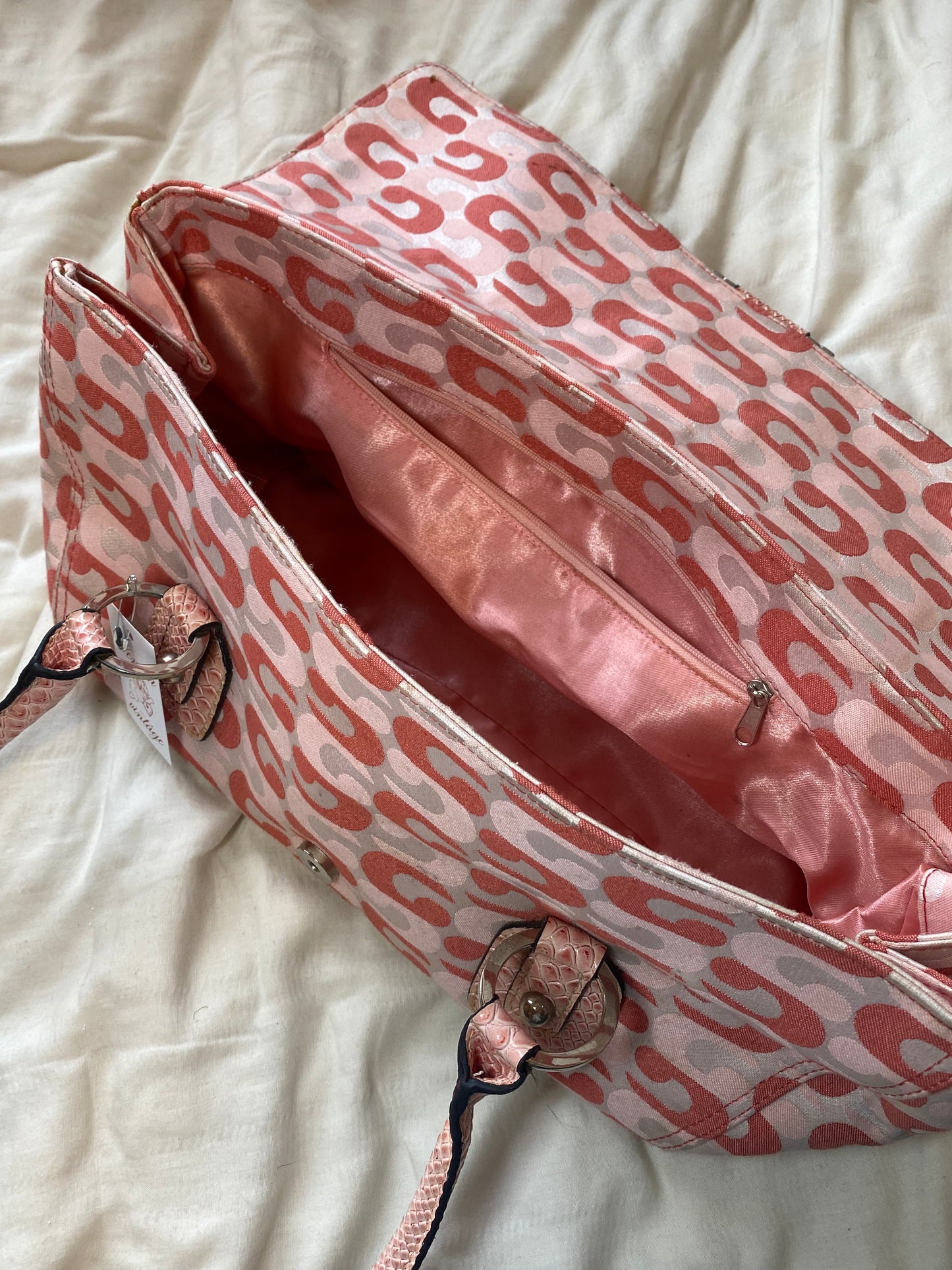 00s Pink Guess Bag