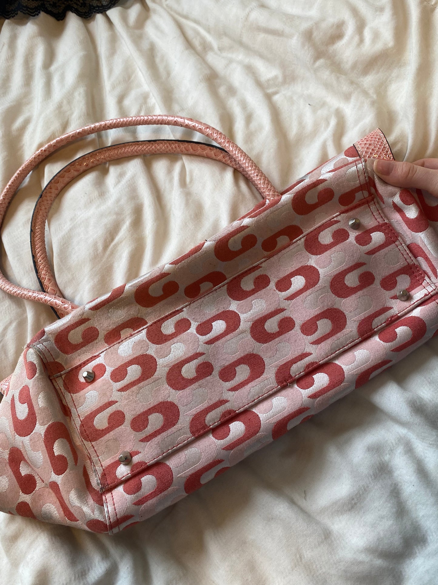 00s Pink Guess Bag