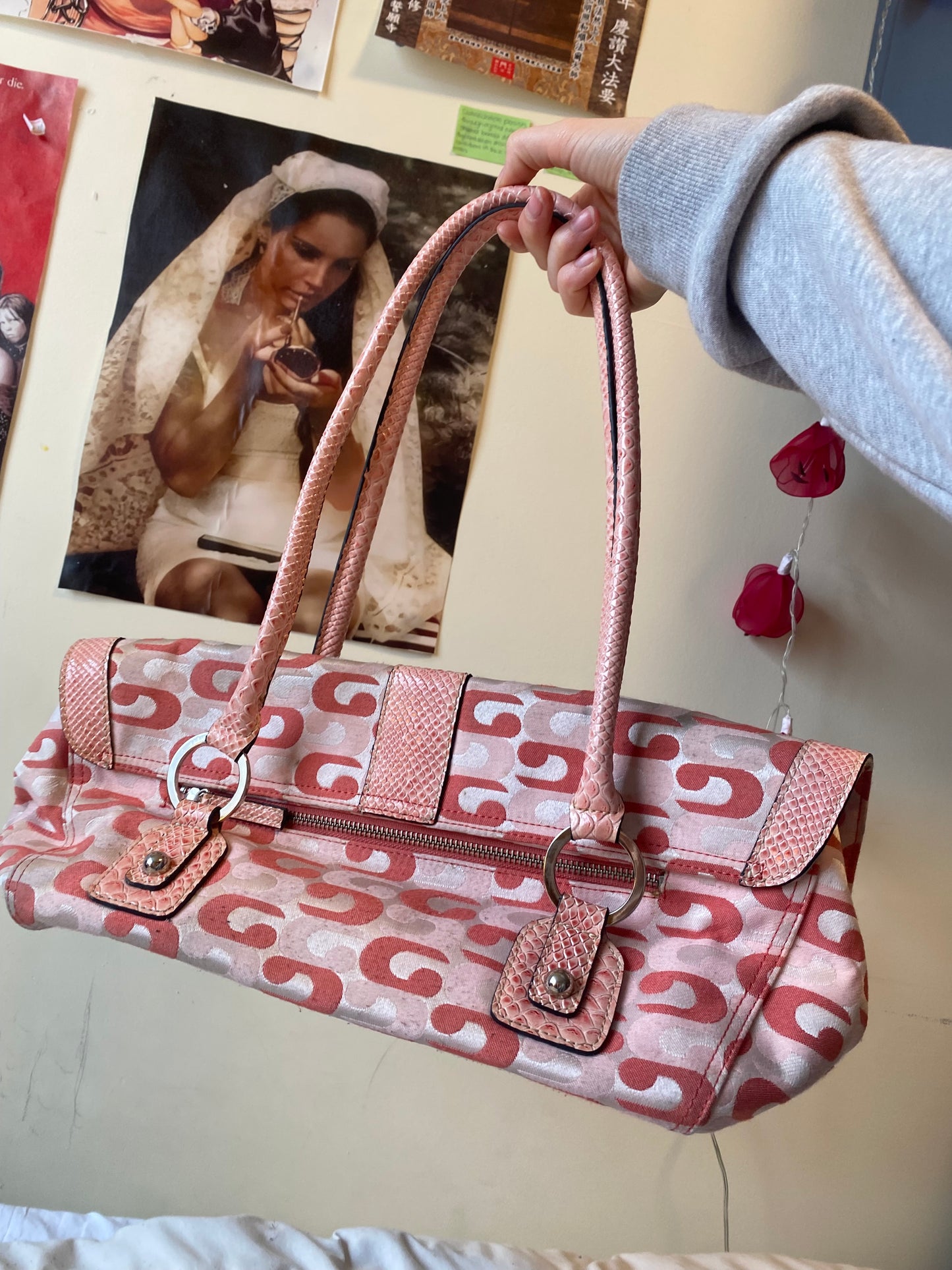 00s Pink Guess Bag