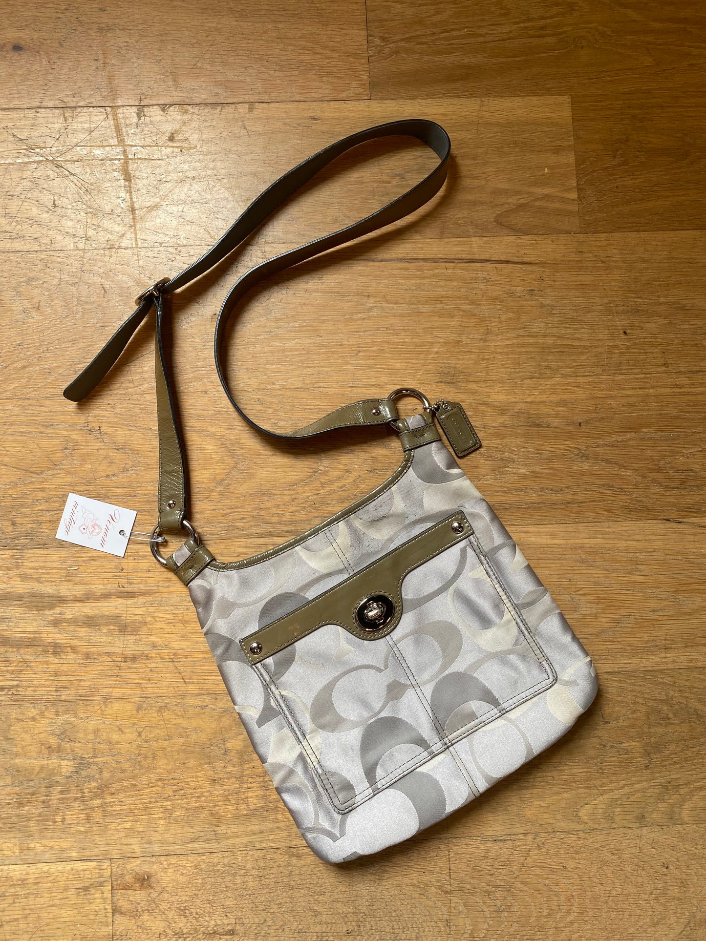 00s Grey Coach Bag